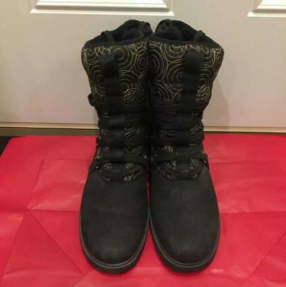 ❎ Sold on another site.❎Black Timberland Boots - Picture 3 of 4